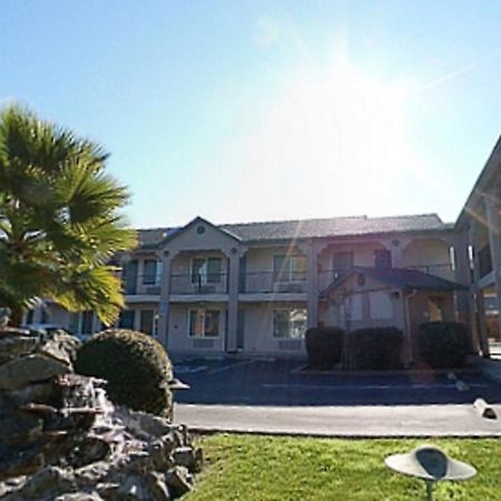 Cloverdale Wine Country Inn & Suites Eksteriør billede