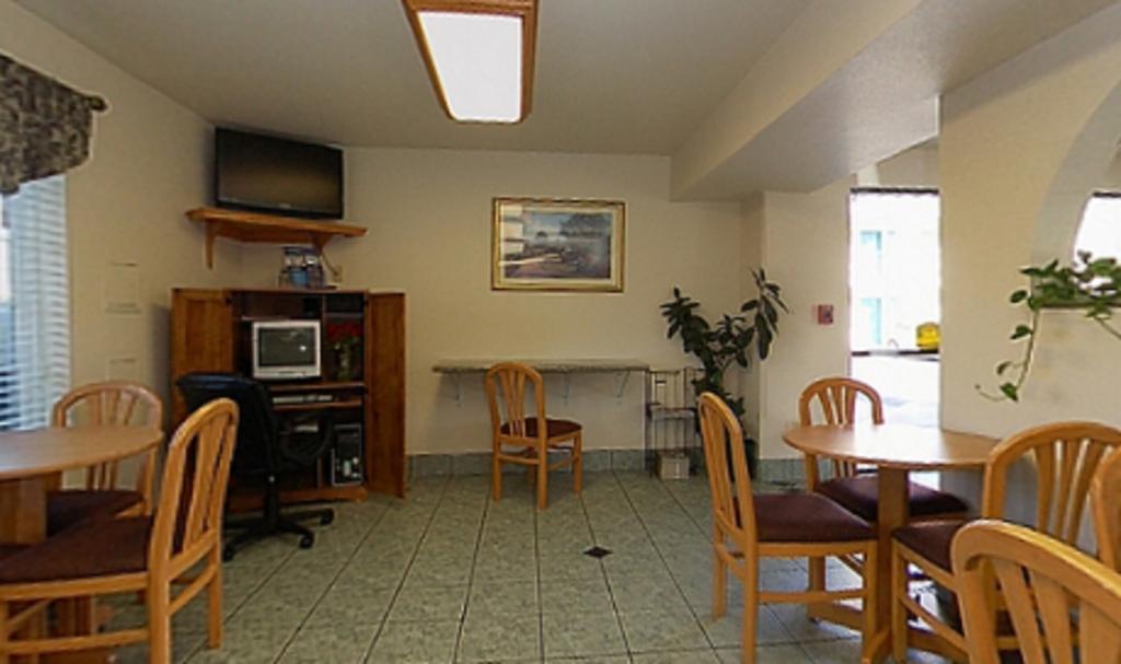 Cloverdale Wine Country Inn & Suites Eksteriør billede