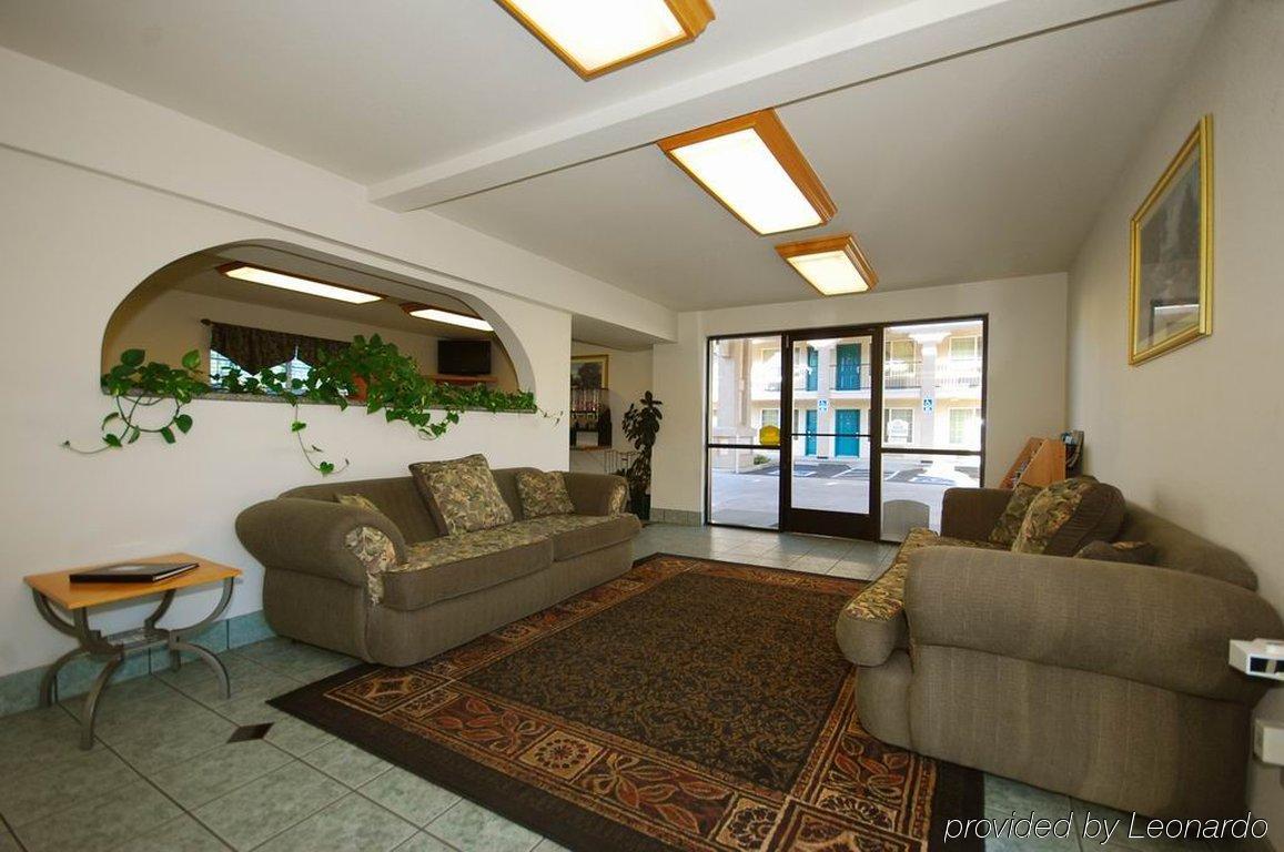 Cloverdale Wine Country Inn & Suites Interiør billede